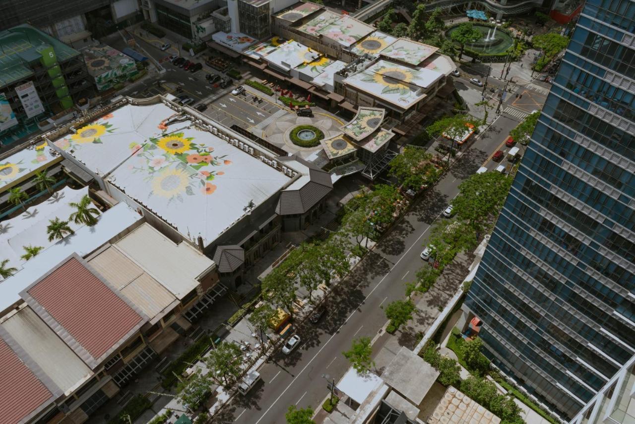 Uptown Parksuites Apartments Tower 2 Bgc By Ph Staycation Manila Esterno foto