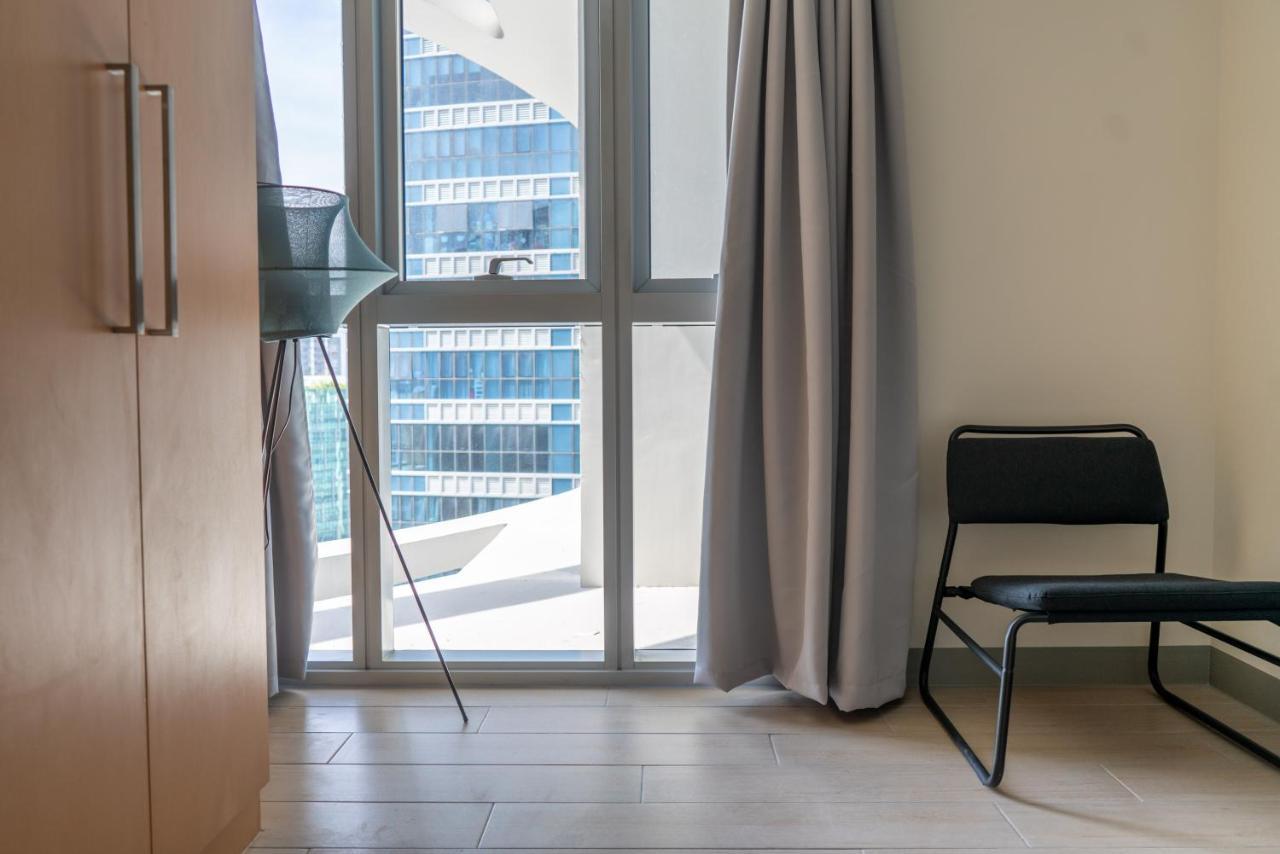 Uptown Parksuites Apartments Tower 2 Bgc By Ph Staycation Manila Esterno foto