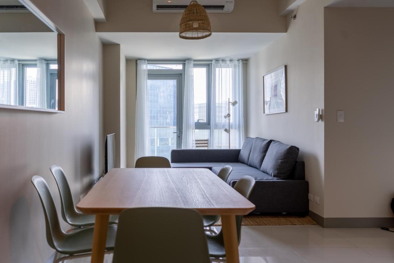 Uptown Parksuites Apartments Tower 2 Bgc By Ph Staycation Manila Esterno foto