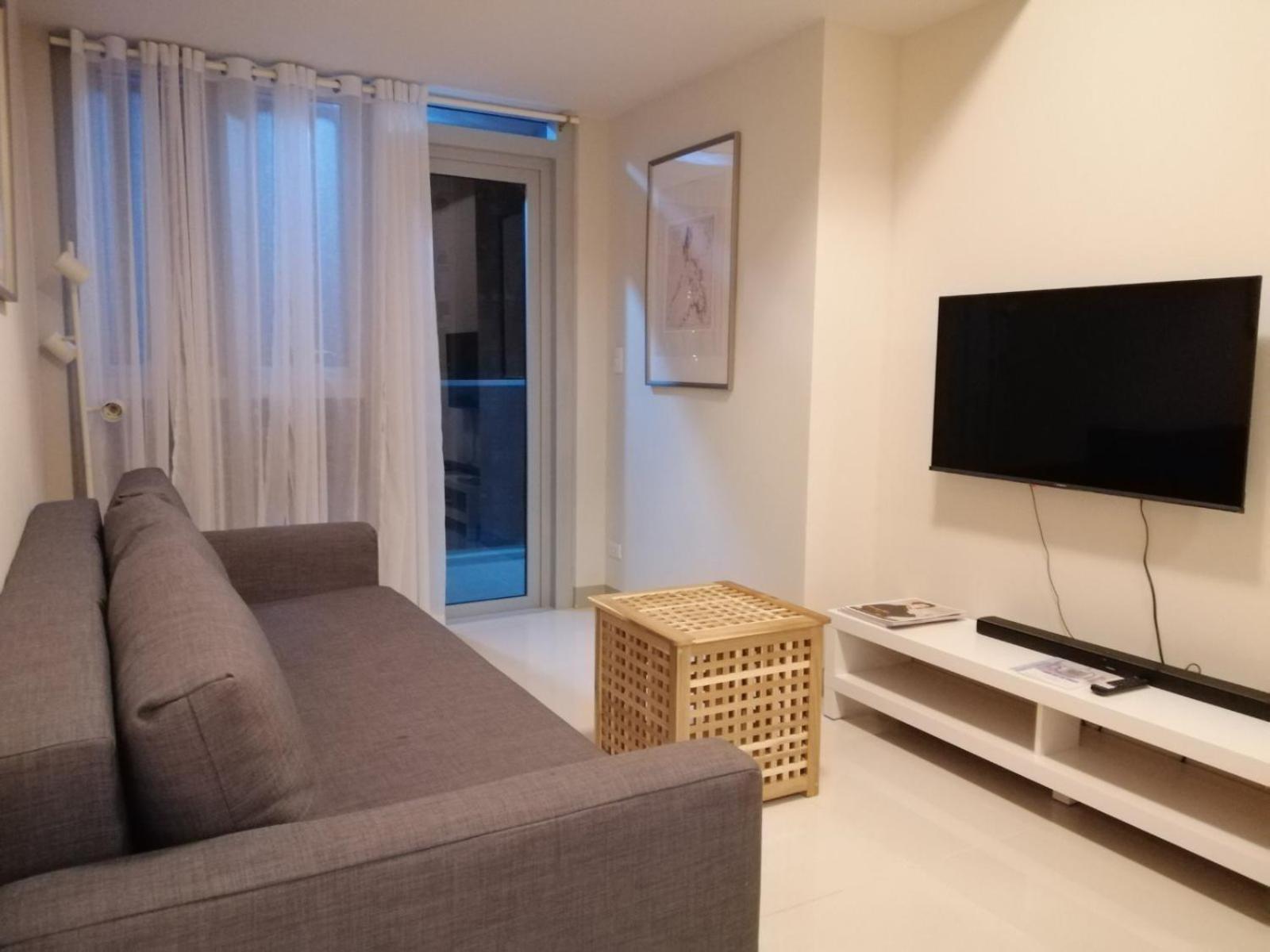 Uptown Parksuites Apartments Tower 2 Bgc By Ph Staycation Manila Esterno foto