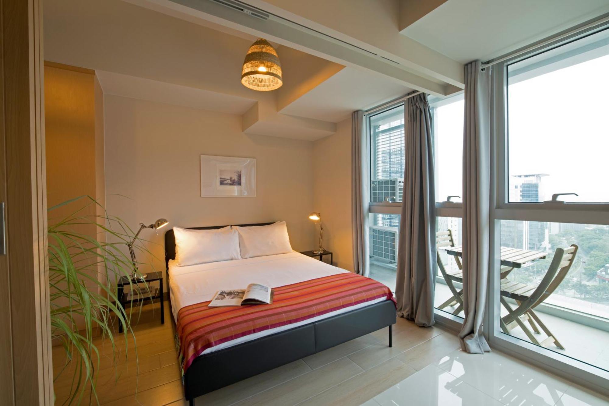 Uptown Parksuites Apartments Tower 2 Bgc By Ph Staycation Manila Esterno foto