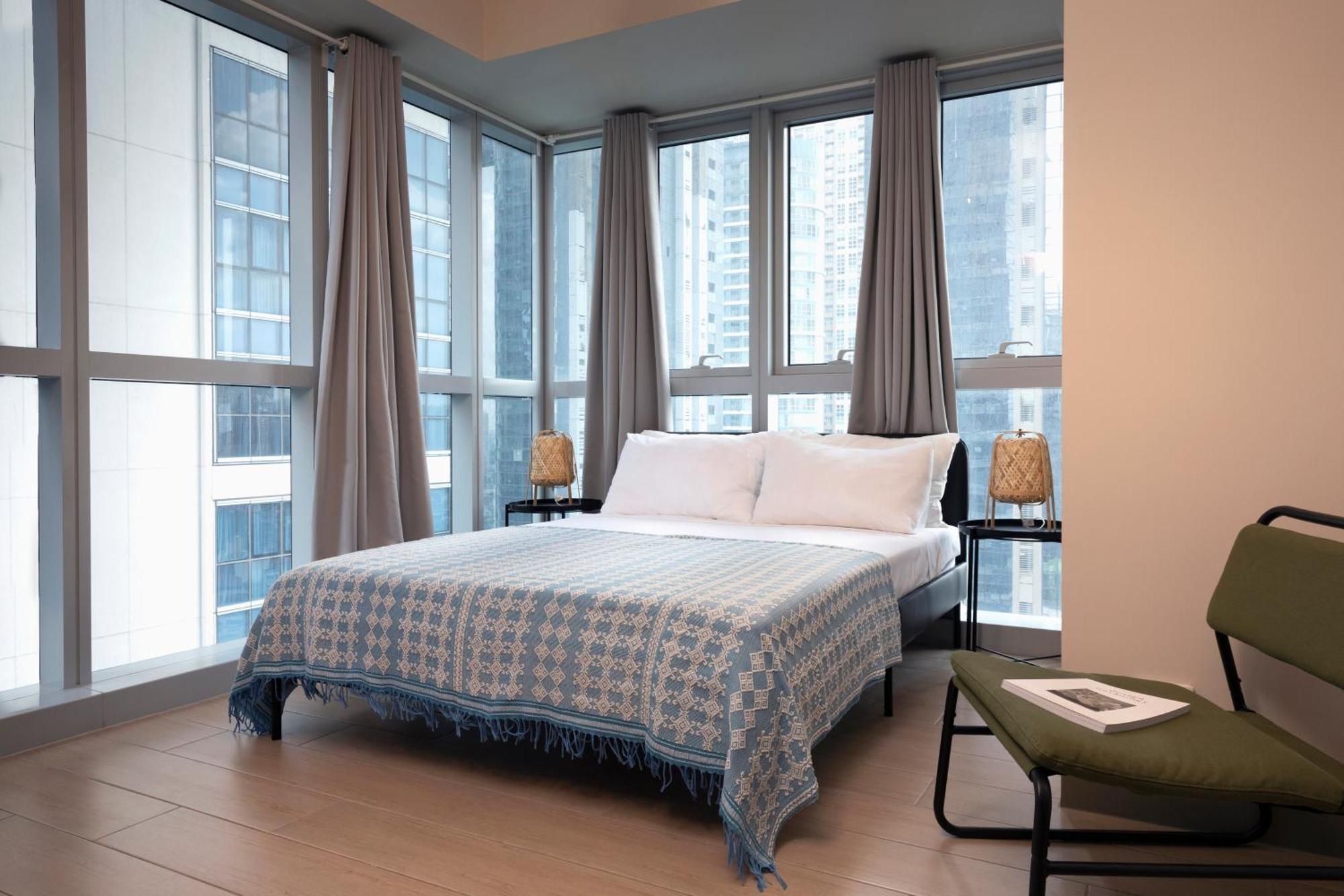 Uptown Parksuites Apartments Tower 2 Bgc By Ph Staycation Manila Esterno foto