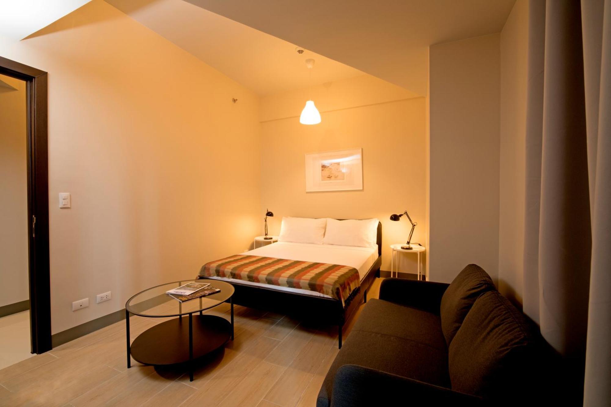 Uptown Parksuites Apartments Tower 2 Bgc By Ph Staycation Manila Esterno foto