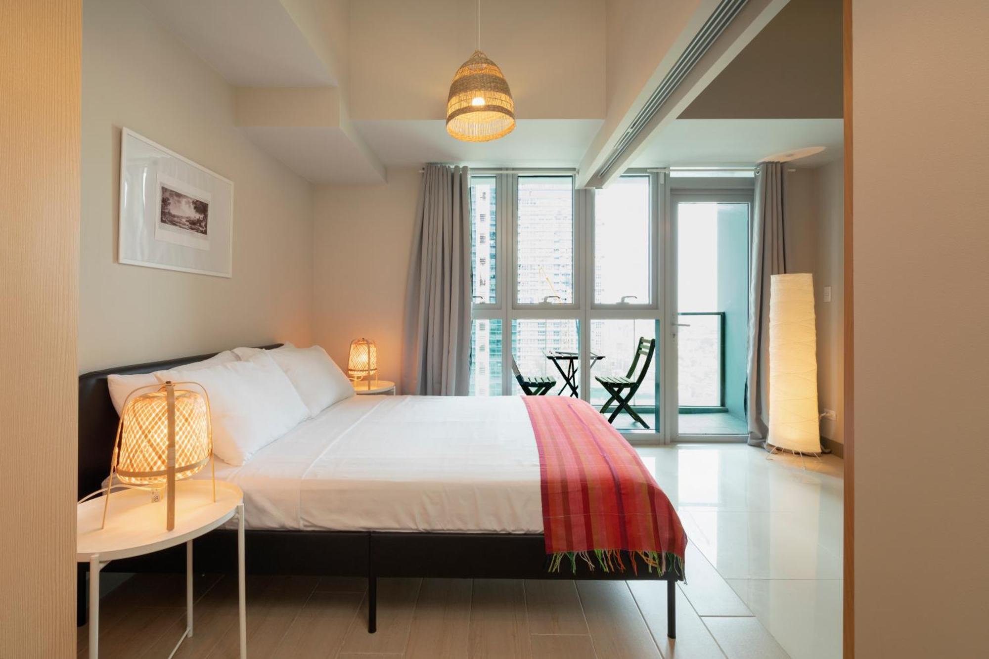 Uptown Parksuites Apartments Tower 2 Bgc By Ph Staycation Manila Esterno foto