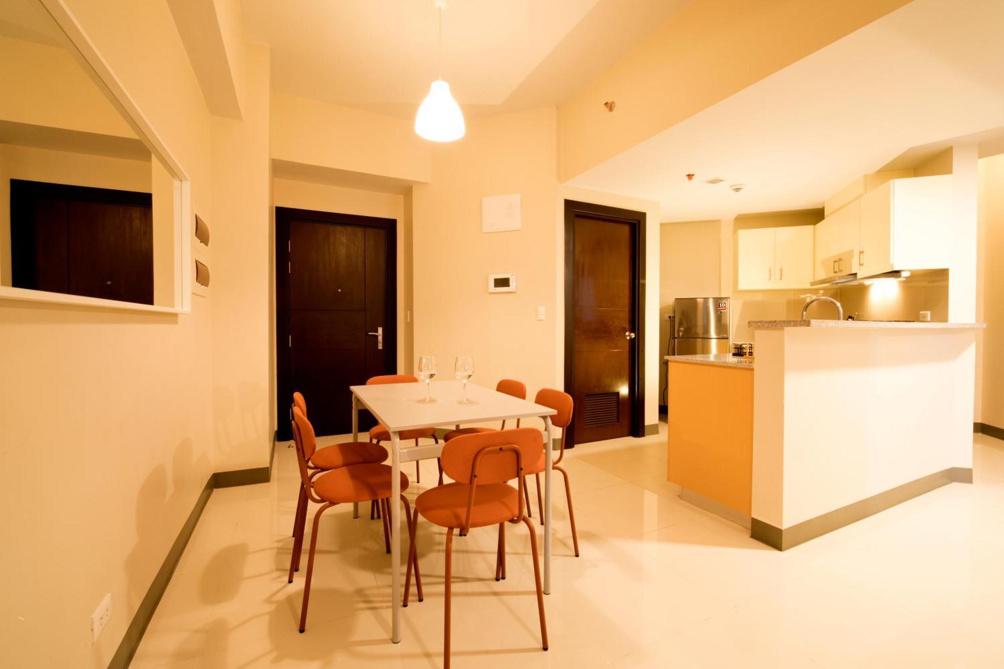 Uptown Parksuites Apartments Tower 2 Bgc By Ph Staycation Manila Esterno foto