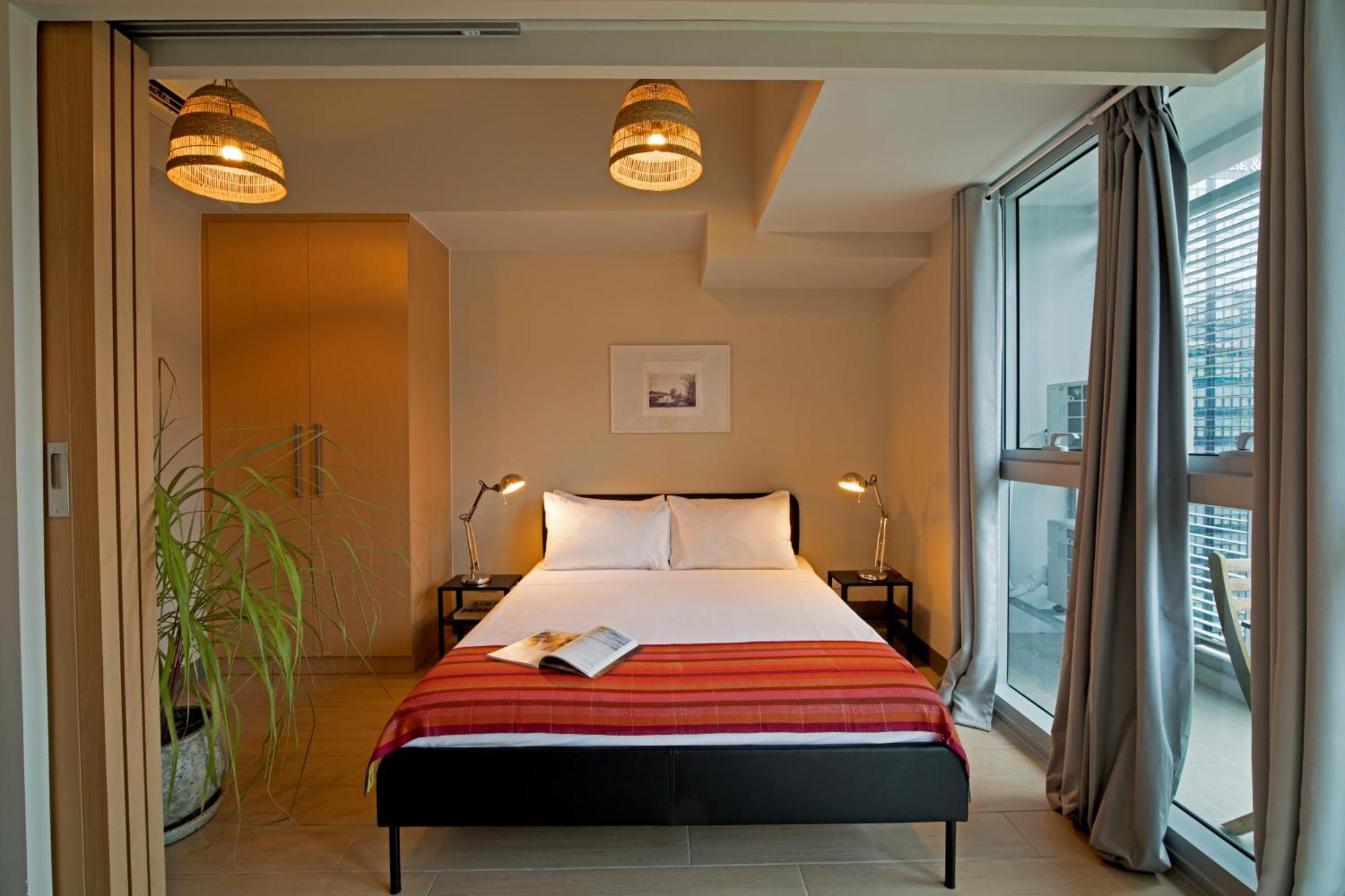 Uptown Parksuites Apartments Tower 2 Bgc By Ph Staycation Manila Esterno foto
