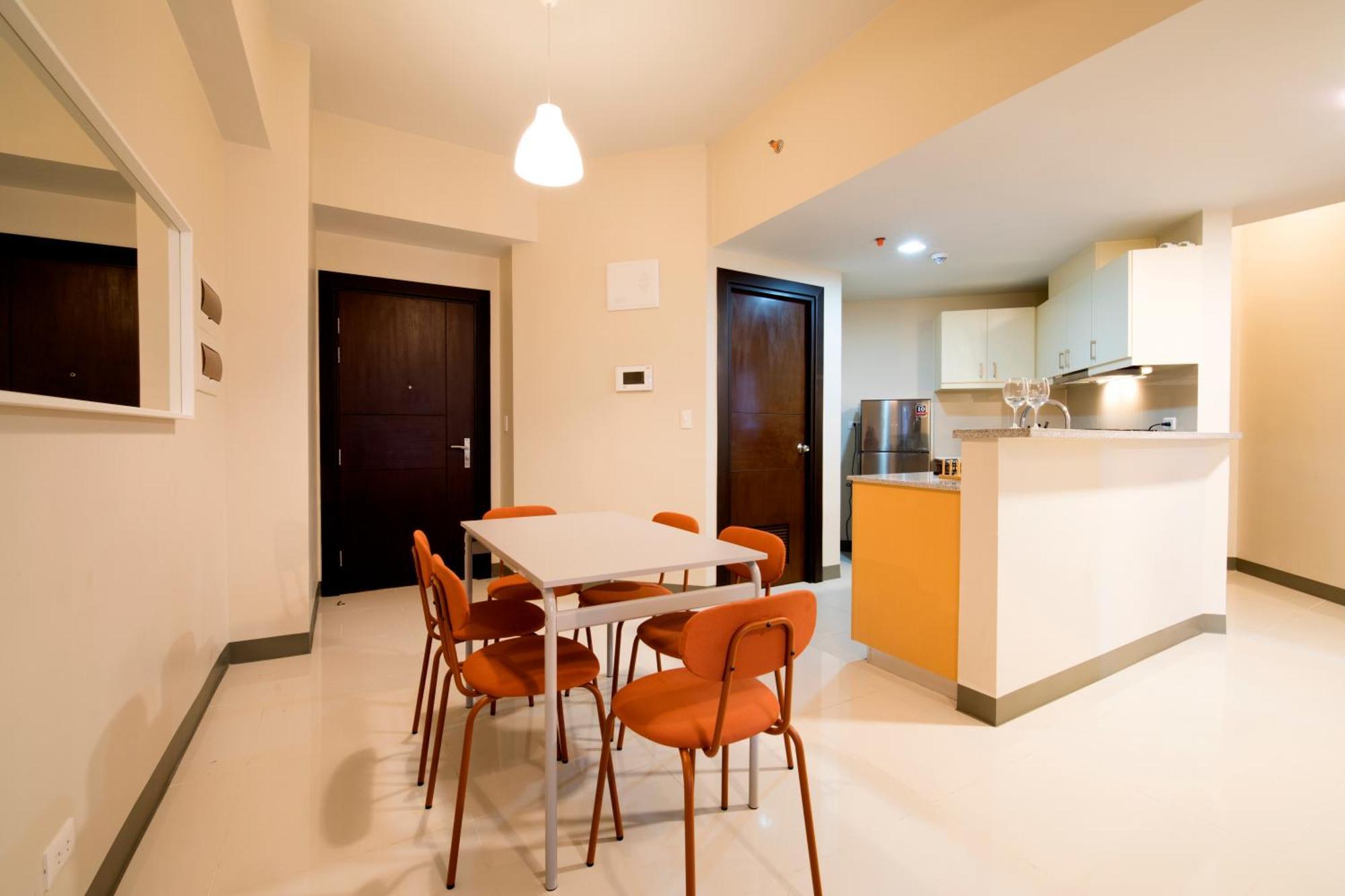 Uptown Parksuites Apartments Tower 2 Bgc By Ph Staycation Manila Esterno foto