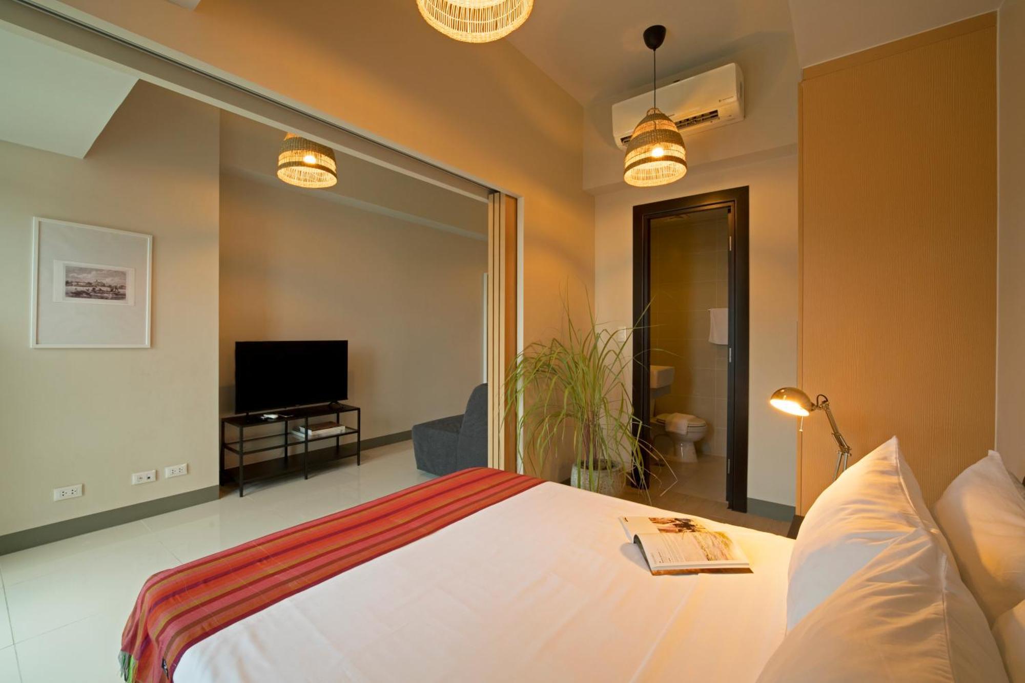 Uptown Parksuites Apartments Tower 2 Bgc By Ph Staycation Manila Esterno foto